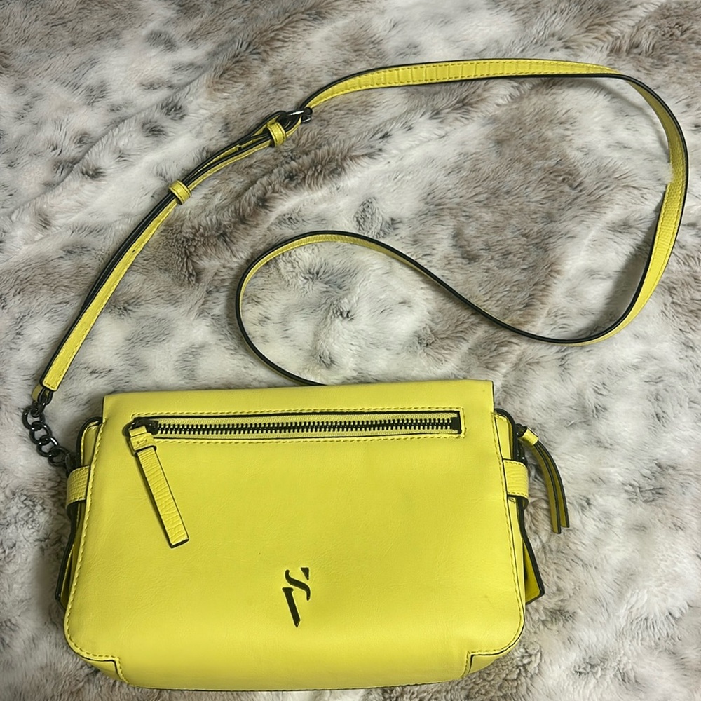 Simply Vera Crossbody